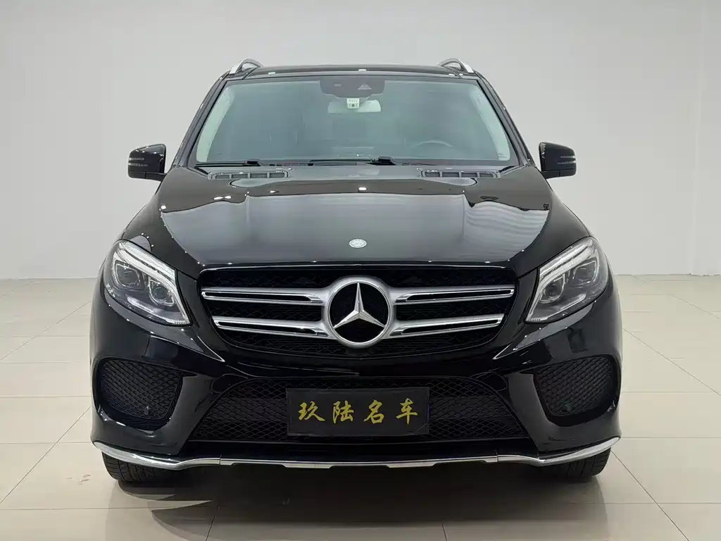 Mercedes-Benz GLE 320 4MATIC Luxury (2016)