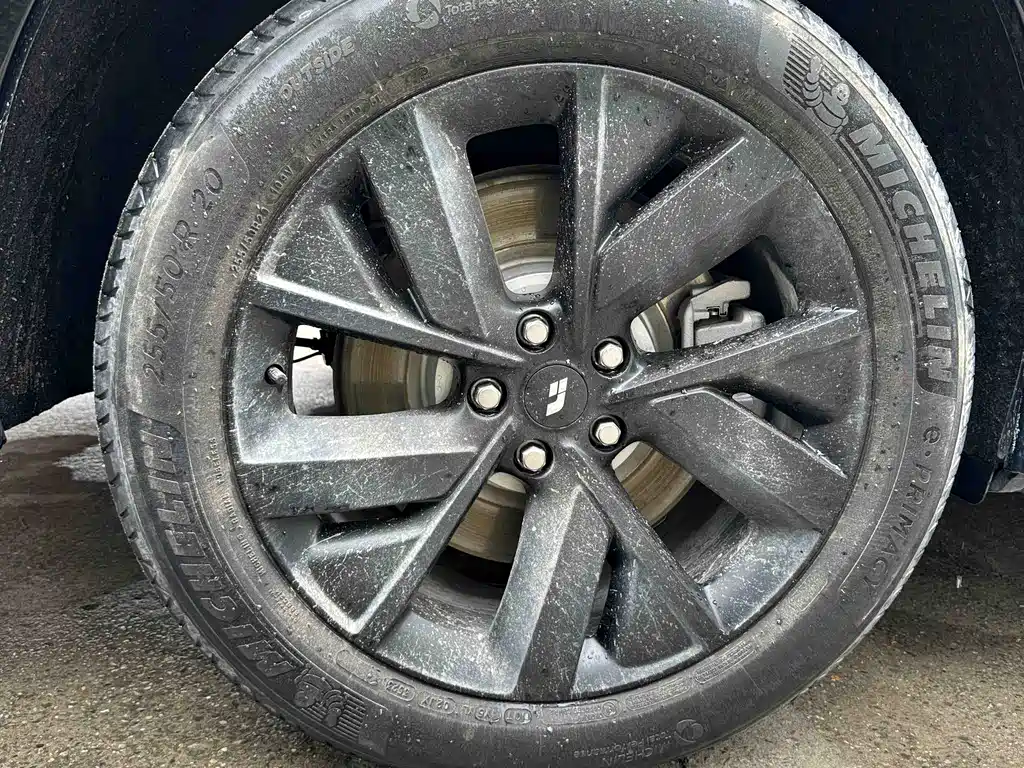 Li Auto L8 2023 Pro