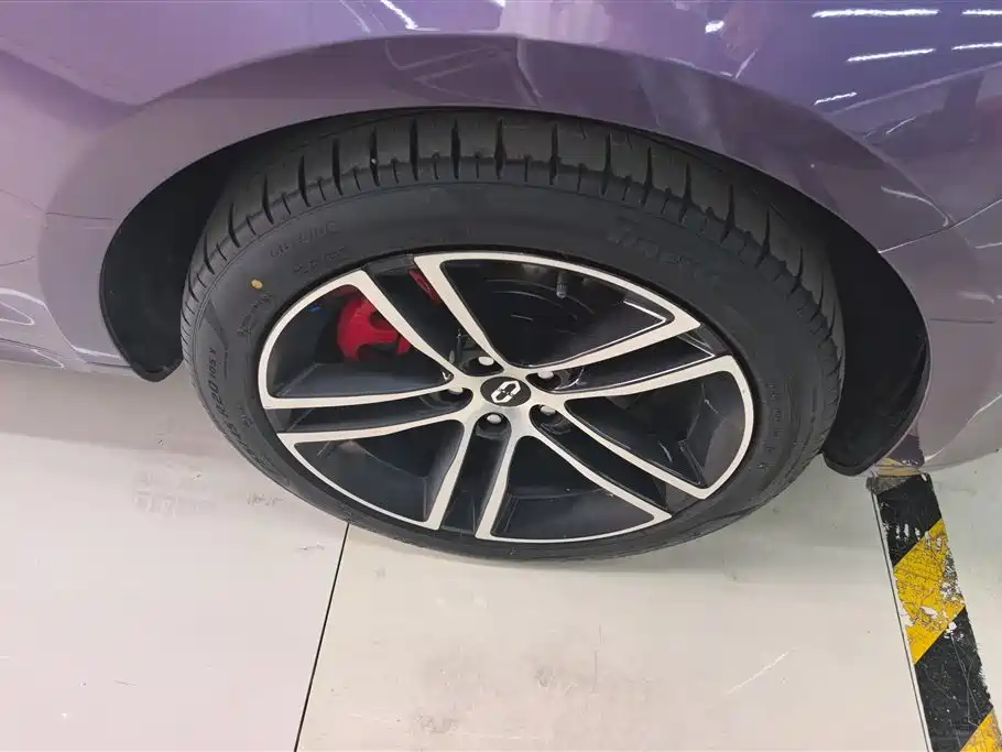 AITO M5 2025 EREV Ultra AWD