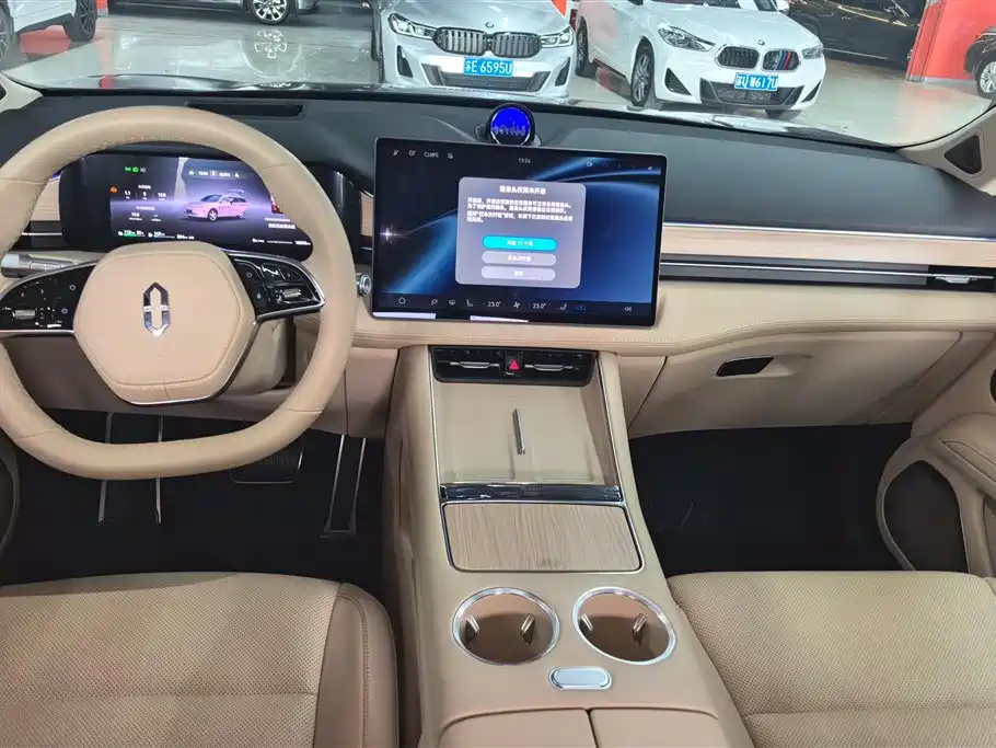 AITO M5 2025 EREV Ultra AWD