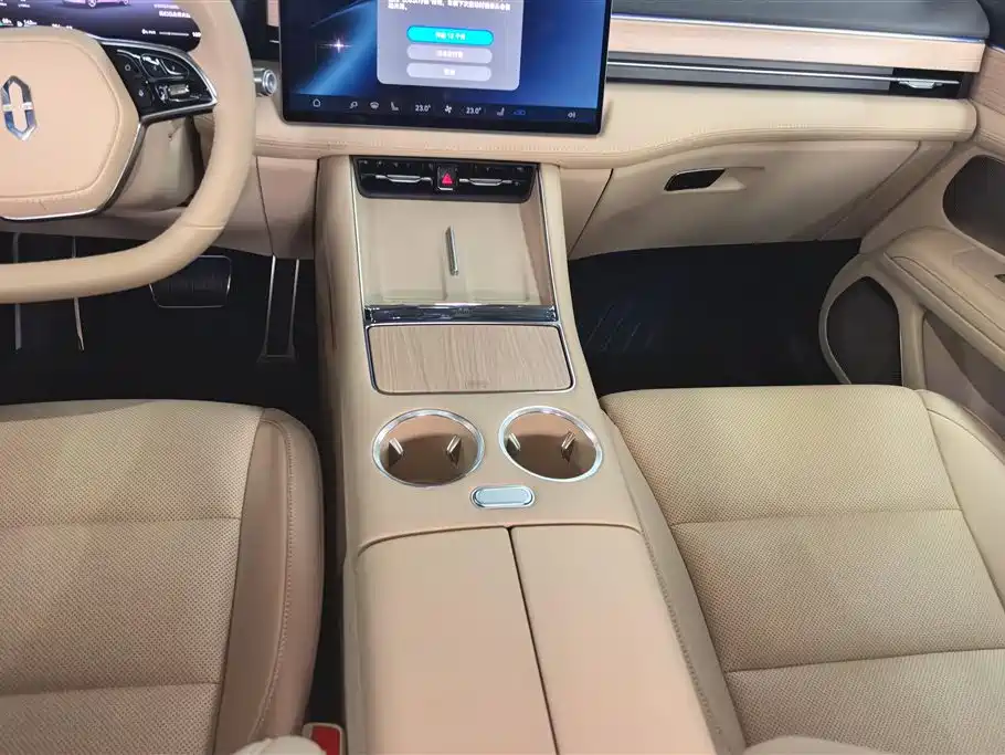 AITO M5 2025 EREV Ultra AWD