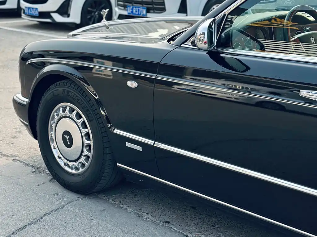 Rolls-Royce Phantom 2004 6.7L Standard Edition