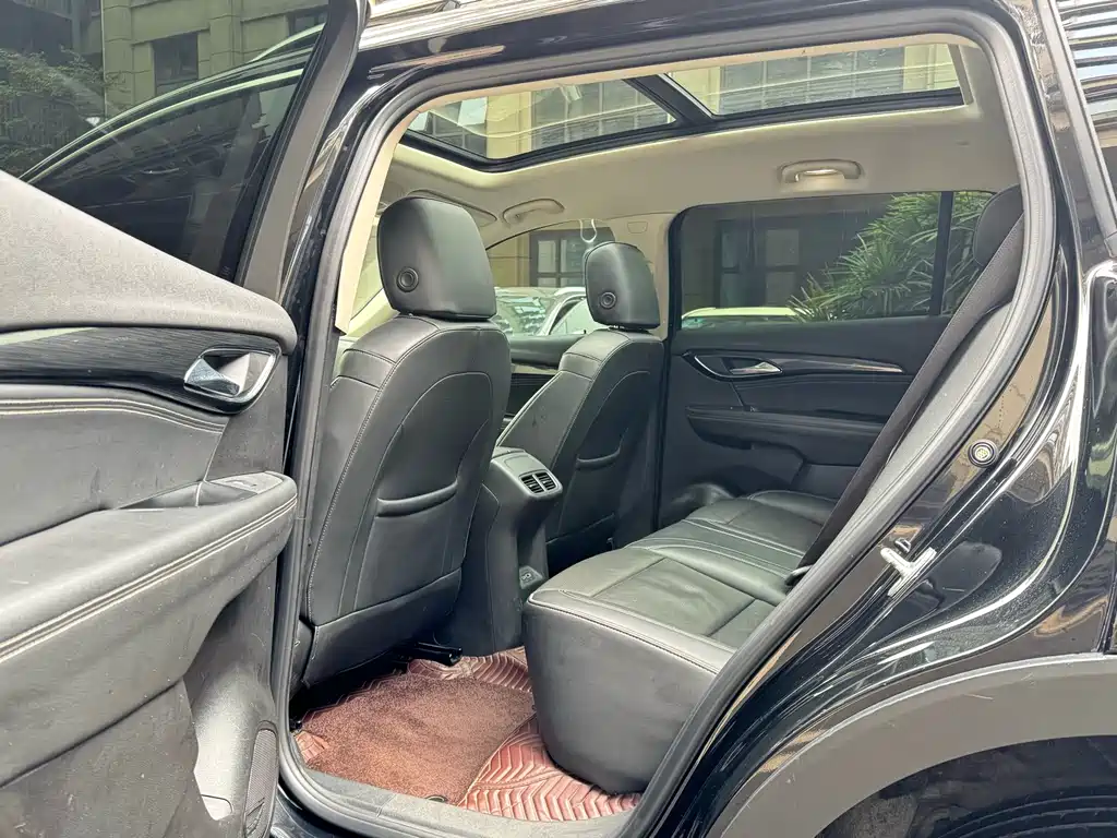 Buick Envision Plus 2022 652T AWD Luxury 5-Seater