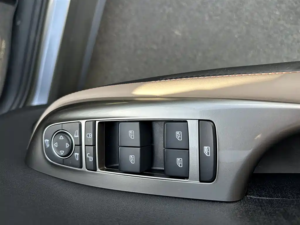 BYD Dolphin 2023 420km Fashion Edition