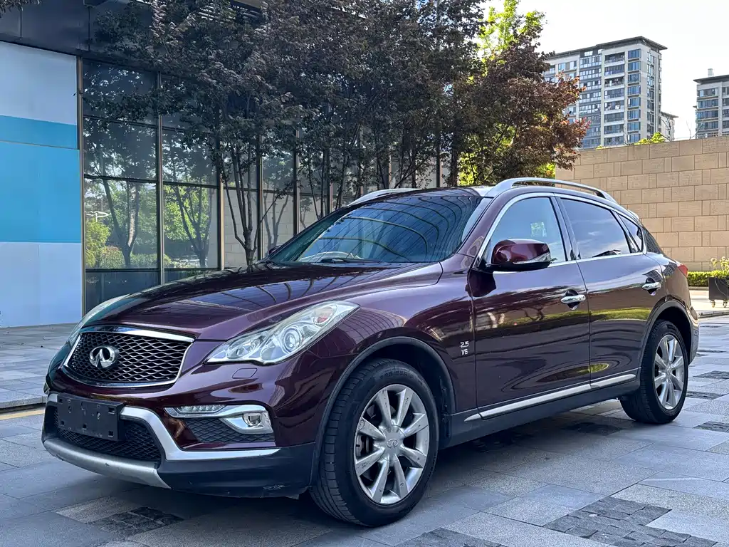 Infiniti QX50 2015 2.5L Comfort Edition