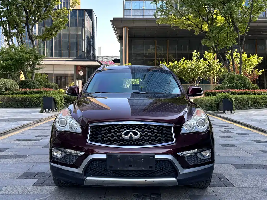 Infiniti QX50 2015 2.5L Comfort Edition