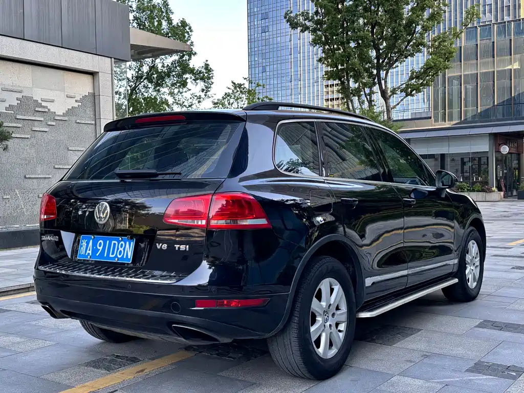 Volkswagen Touareg 2011 3.0TSI Standard Edition