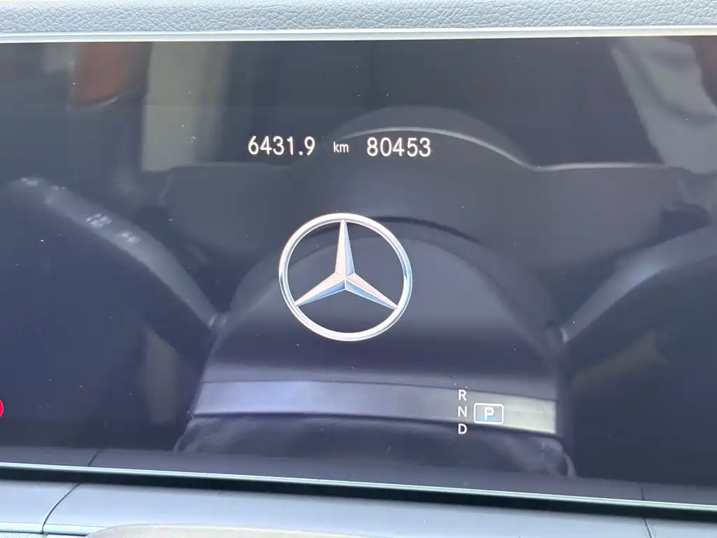 Mercedes-Benz GLS 450 4MATIC Luxury