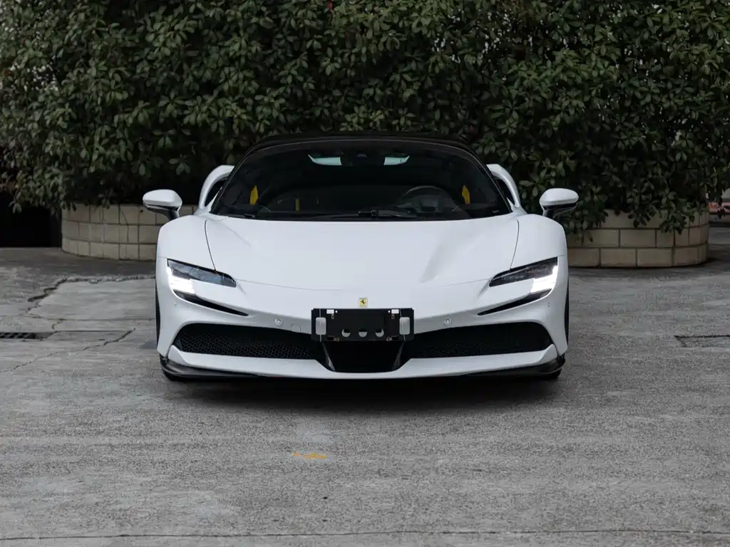 SF90 Spider