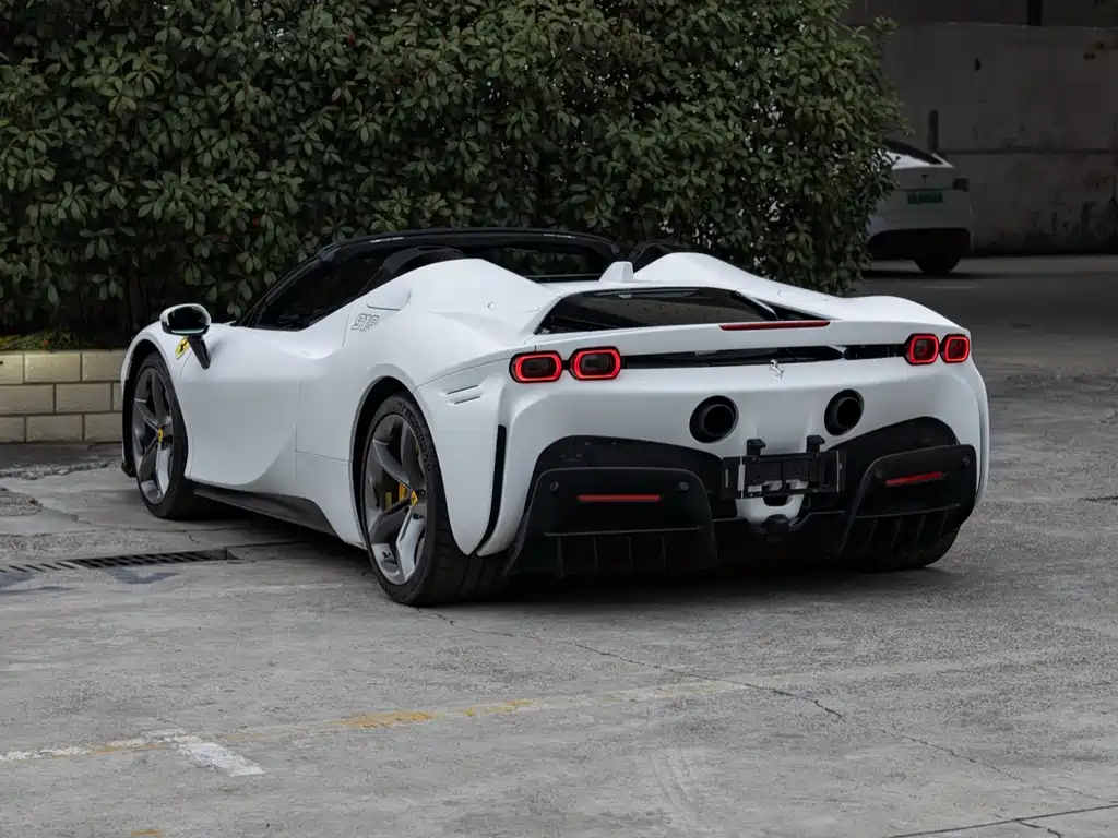 SF90 Spider