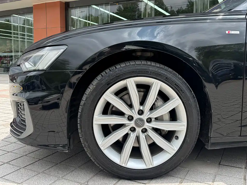 Audi A6L 2020 45 TFSI quattro Zhenxuan Dynamic Edition