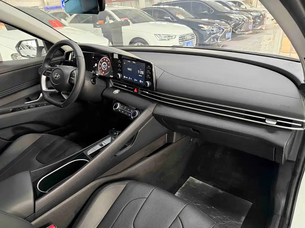 Elantra 2023 1.5L CVT GLX Elite Edition