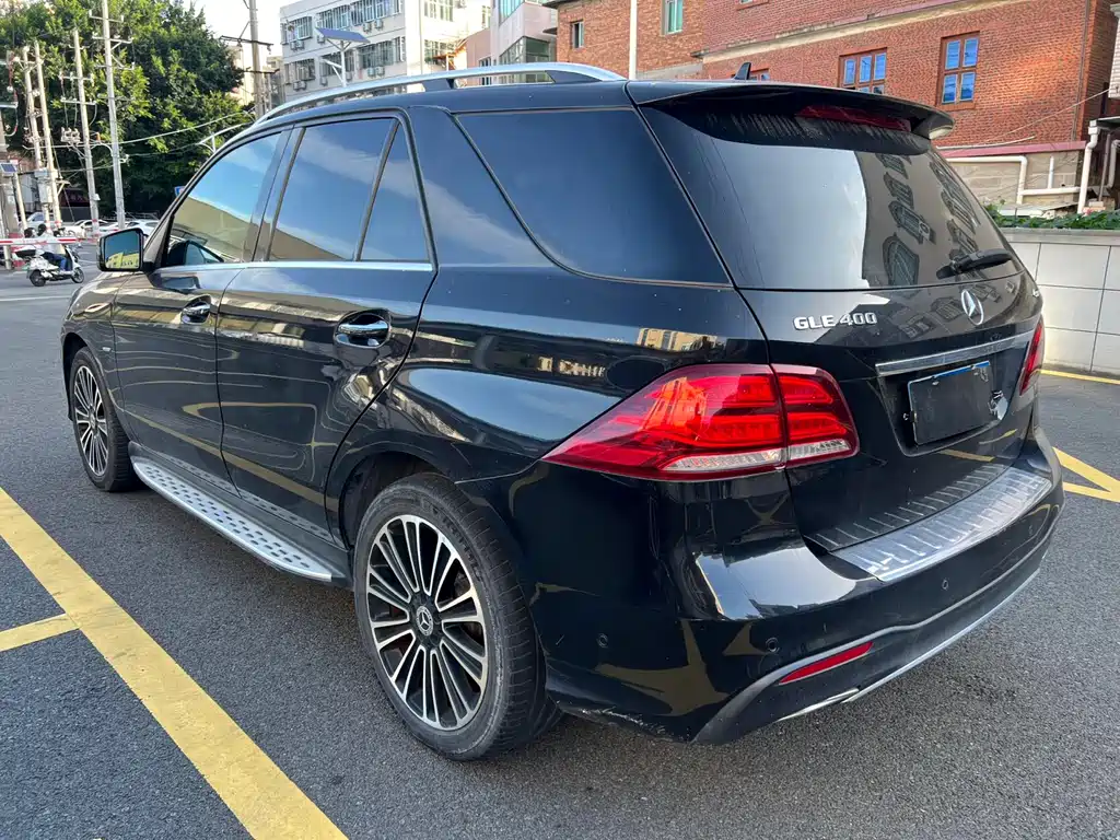 Mercedes-Benz GLE 400 4MATIC