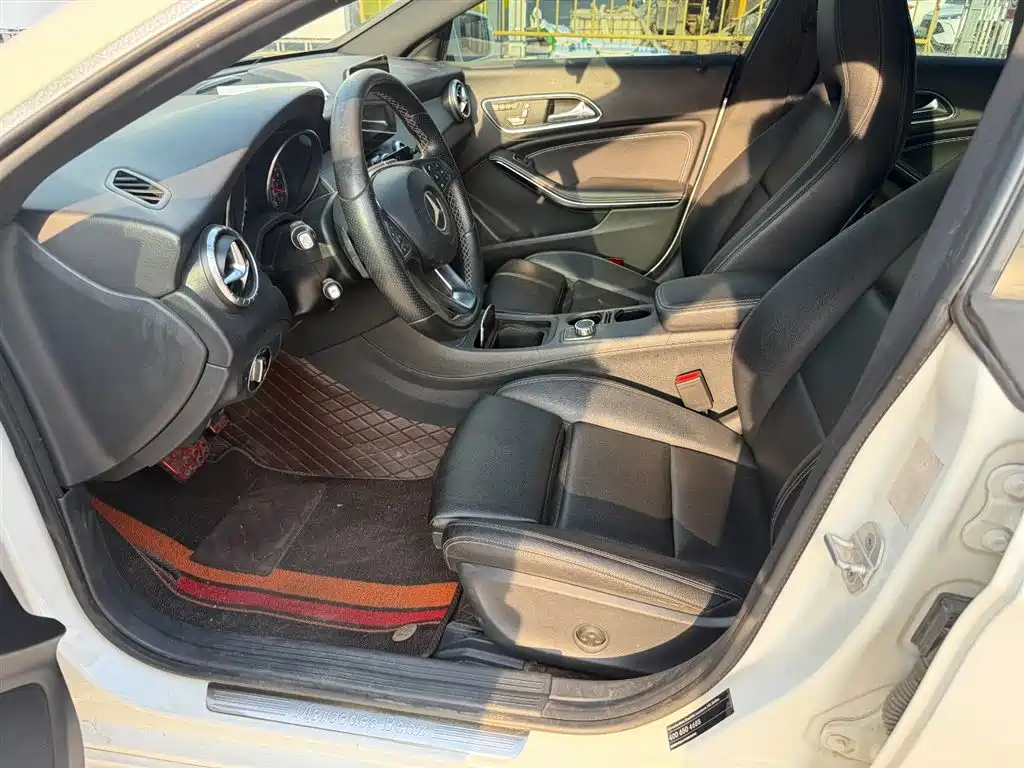 Mercedes-Benz CLA 2017 Facelift CLA 200 Fashion Edition