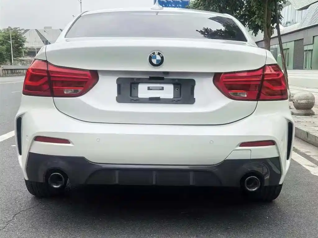 BMW 1 Series 2021 120i M Sport Night Edition