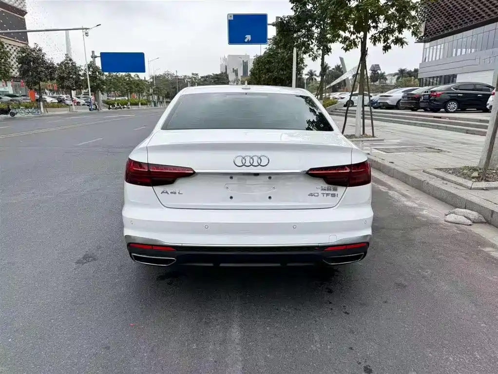 Audi A4L 2020 40 TFSI Fashion Dynamic Edition