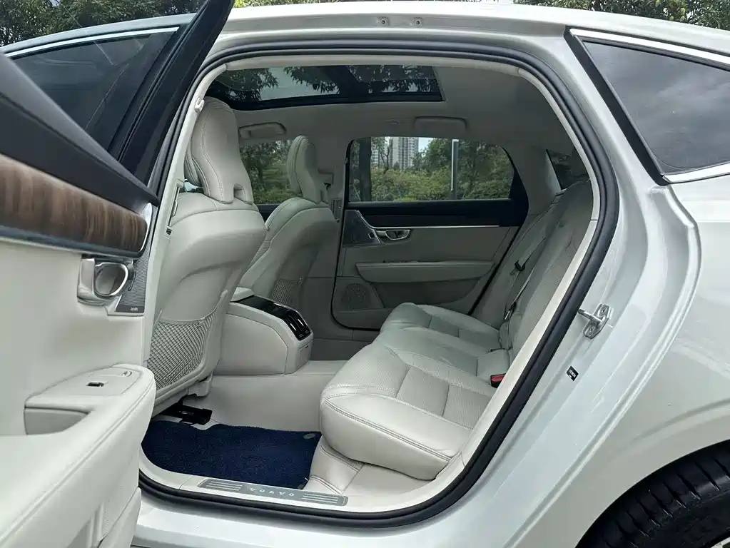 Volvo S90 2021 B5 Inscription