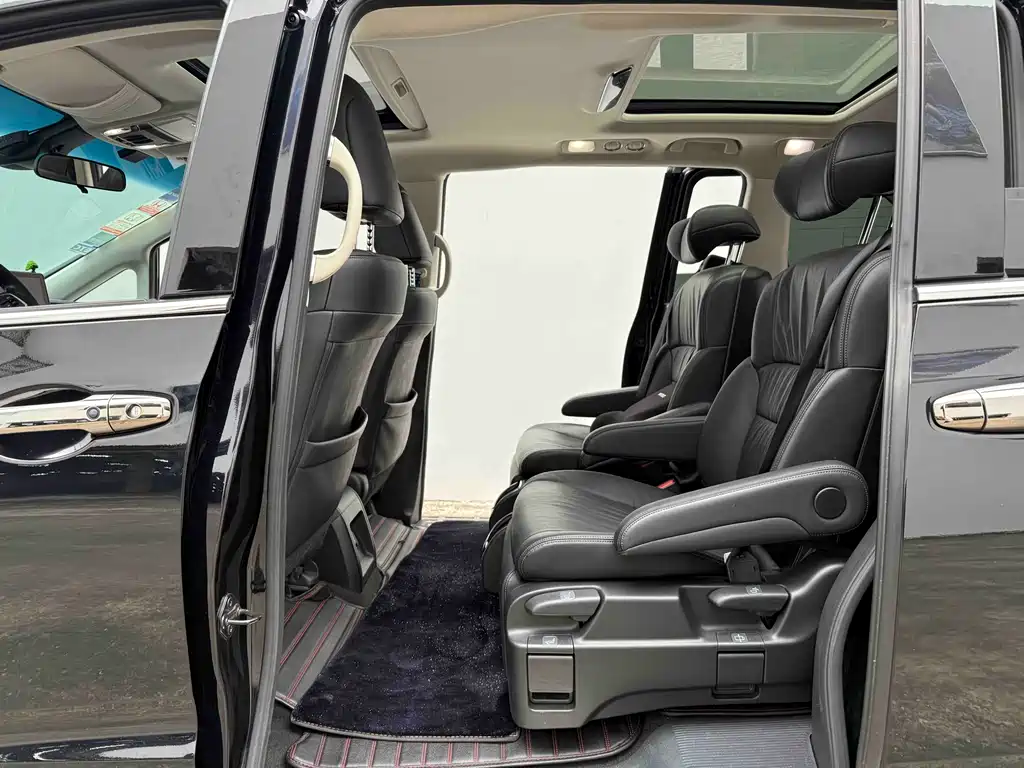 Odyssey 2022 2.0L e:HEV Sharp Enjoy Edition