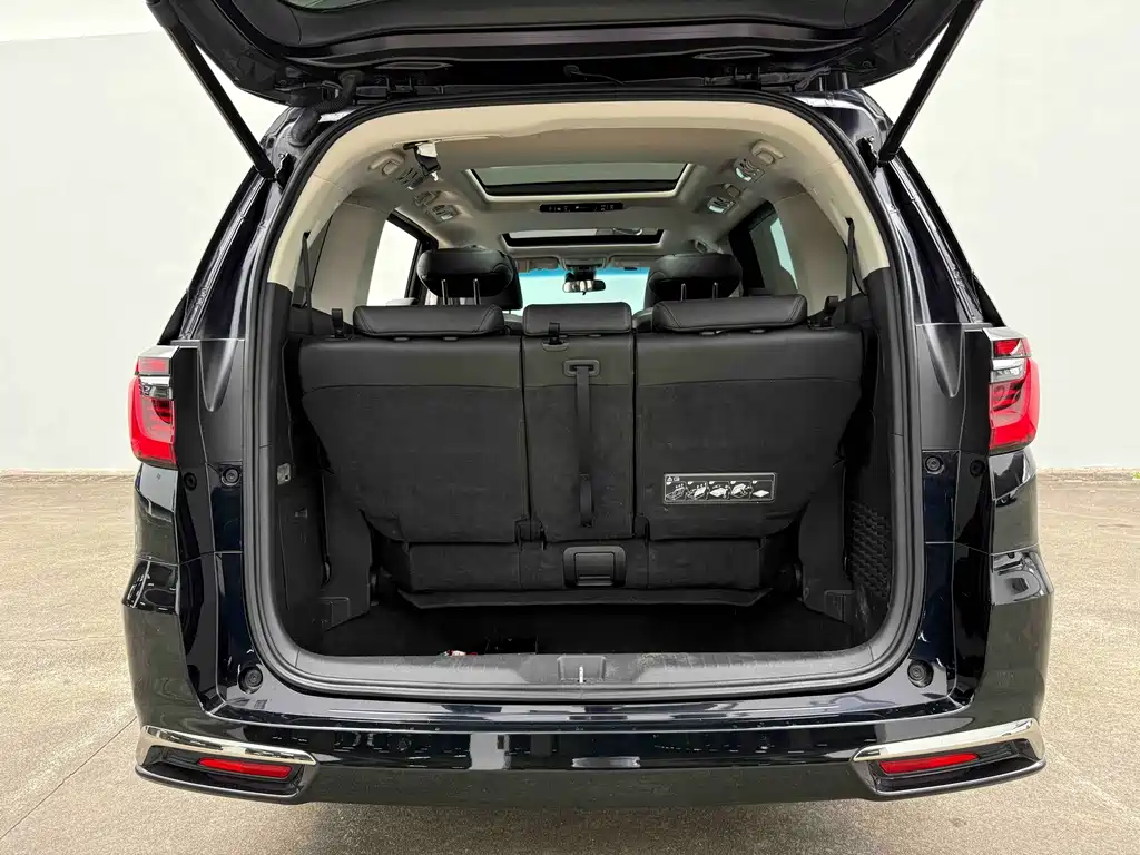 Odyssey 2022 2.0L e:HEV Sharp Enjoy Edition