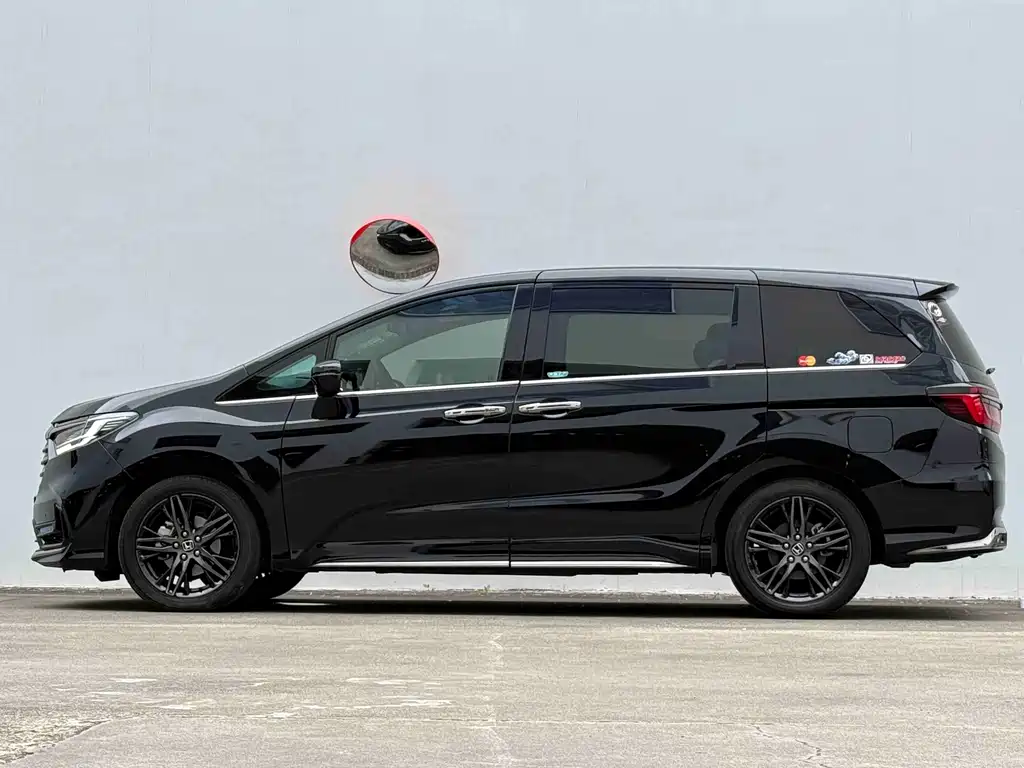 Odyssey 2022 2.0L e:HEV Sharp Enjoy Edition