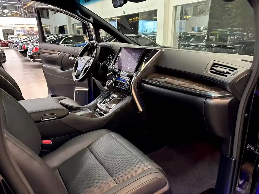 Toyota Alphard 2021 Hybrid 2.5L Premium Edition