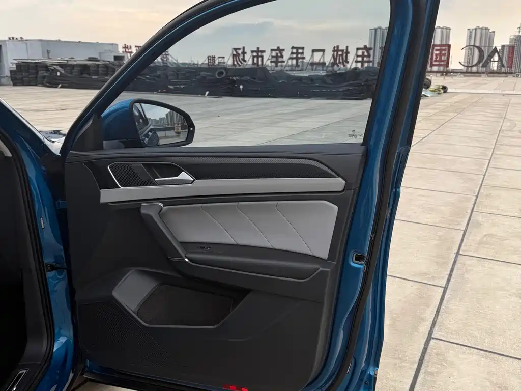 Tayron GTE Plug-in Hybrid 2023 280TSI Luxury Plus Advanced Edition