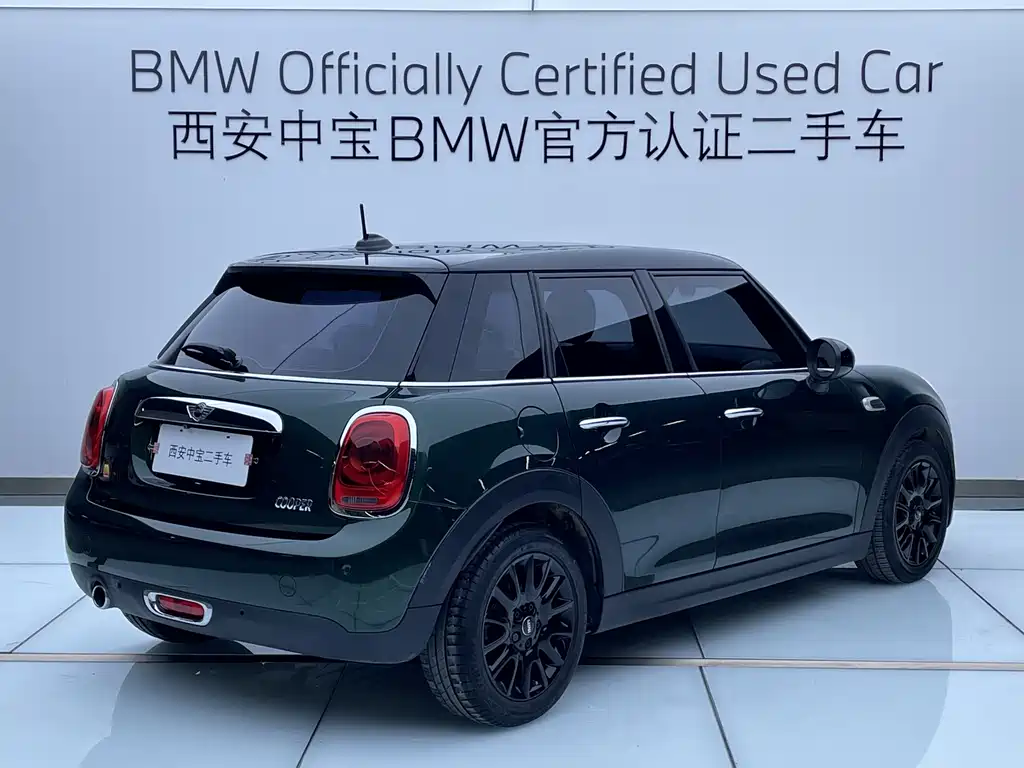 MINI Cooper 5-Door 2016 1.5T