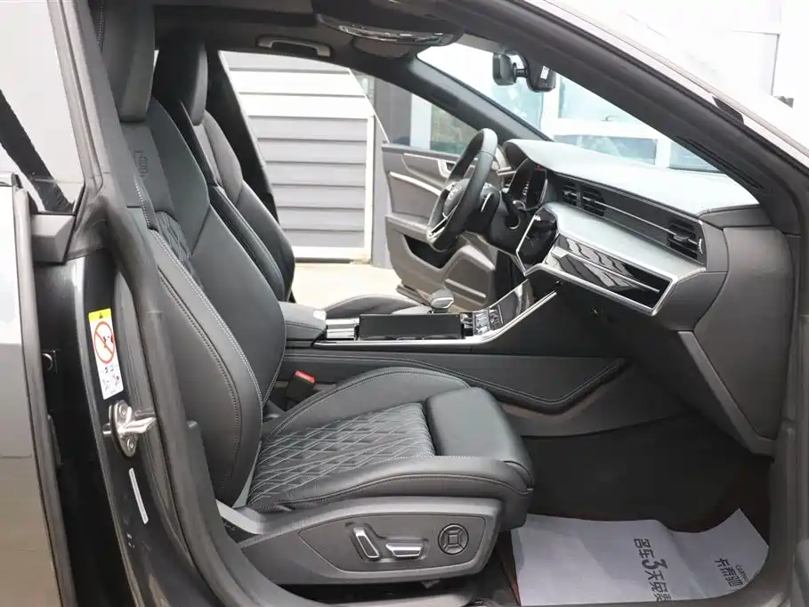 Audi A7 2024 55 TFSI quattro Prestige