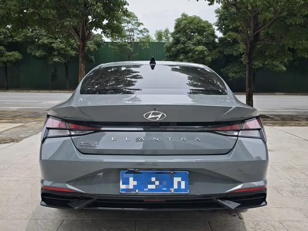 Elantra 2023 1.5L CVT GLS Leading Edition