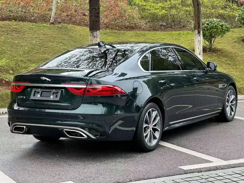 Jaguar XFL 2023 XFL 2.0T P250 RWD Elite Sport Edition