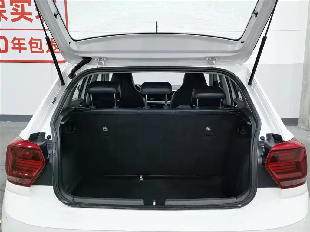 Volkswagen Polo Plus 2019 1.5L Automatic Colorful Tech Edition