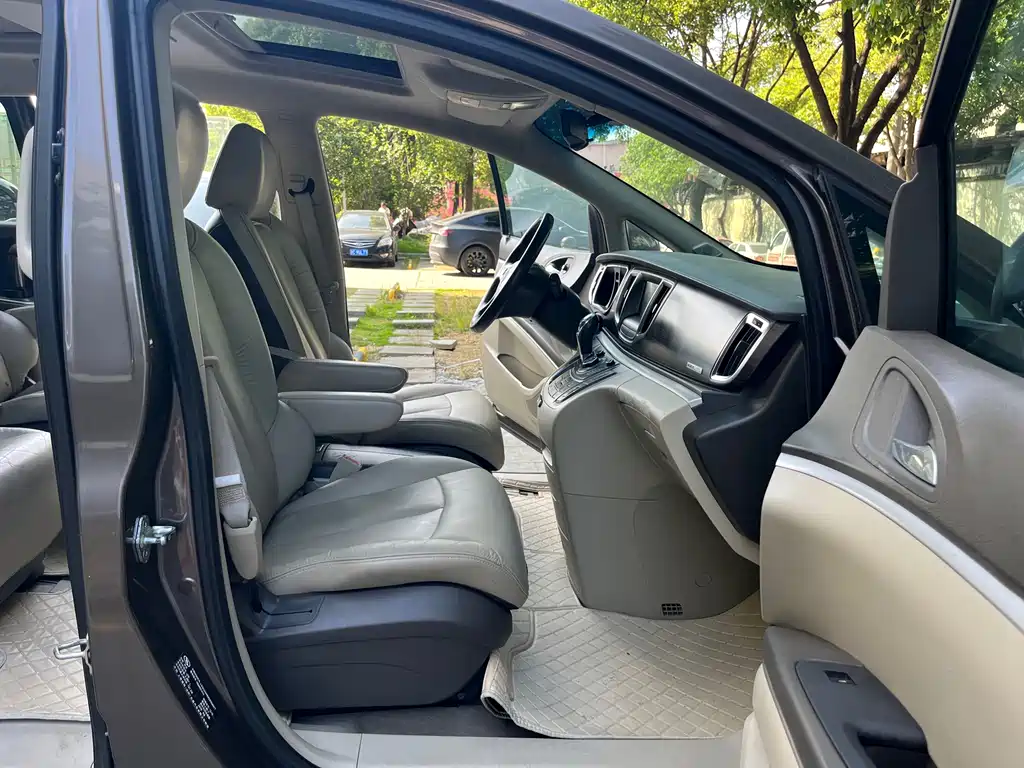Buick GL8 2013 3.0L GT Luxury Business Elegant Edition
