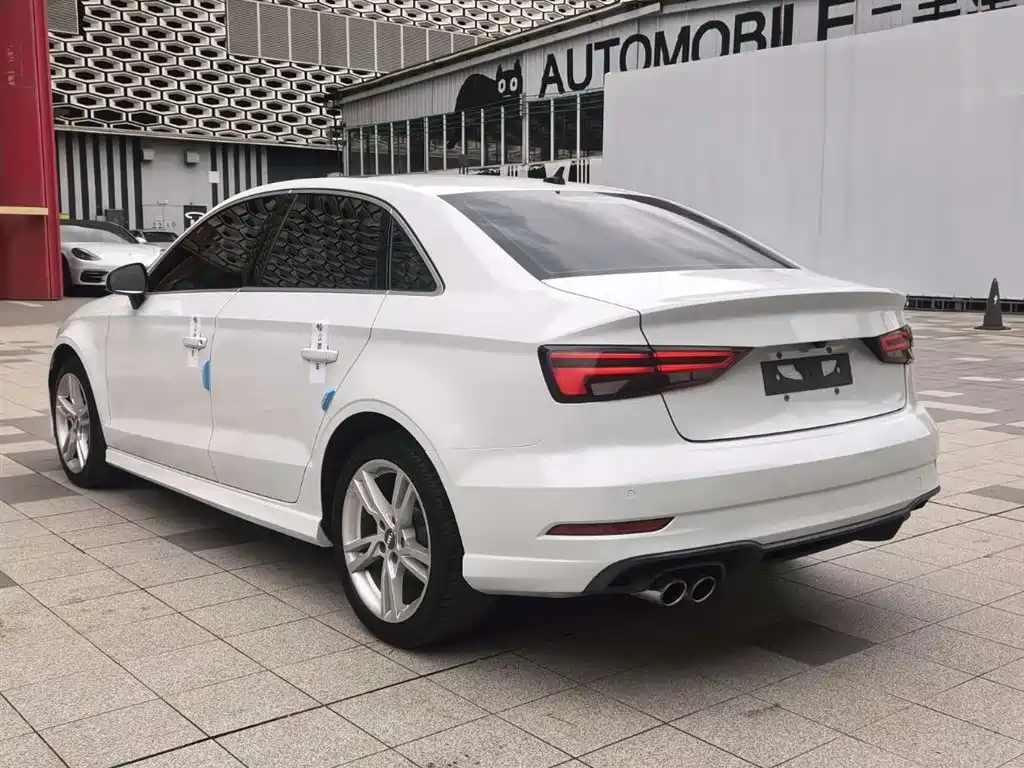 Audi A3 2019 Limousine 35 TFSI Sport China VI
