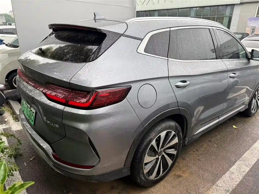 BYD Song PLUS DM-i 2024 Honor Edition Flagship 110km