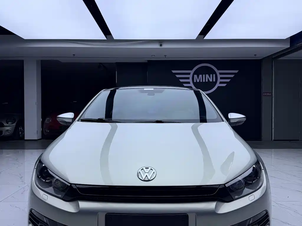 Volkswagen Scirocco 2011 2.0 TSI Luxury Edition