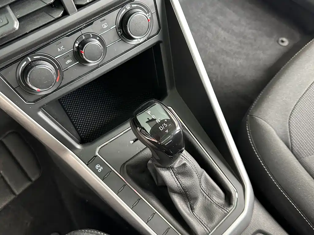 Volkswagen Polo 2019 Plus 1.5L Automatic Panorama Enjoy Edition