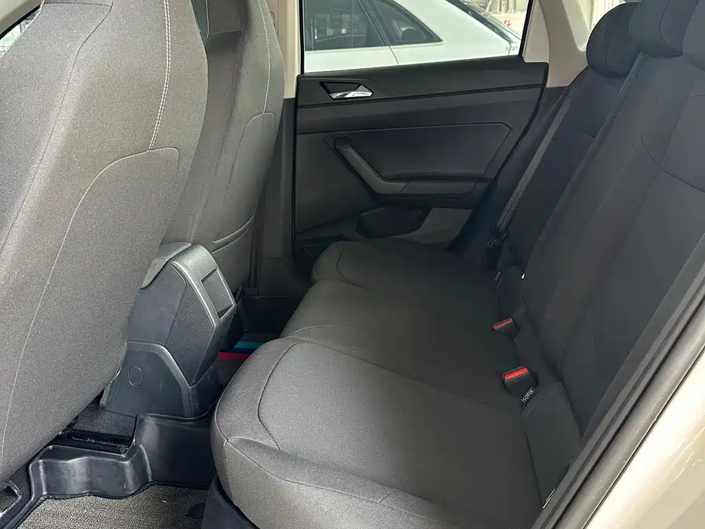 Volkswagen Polo 2019 Plus 1.5L Automatic Panorama Enjoy Edition
