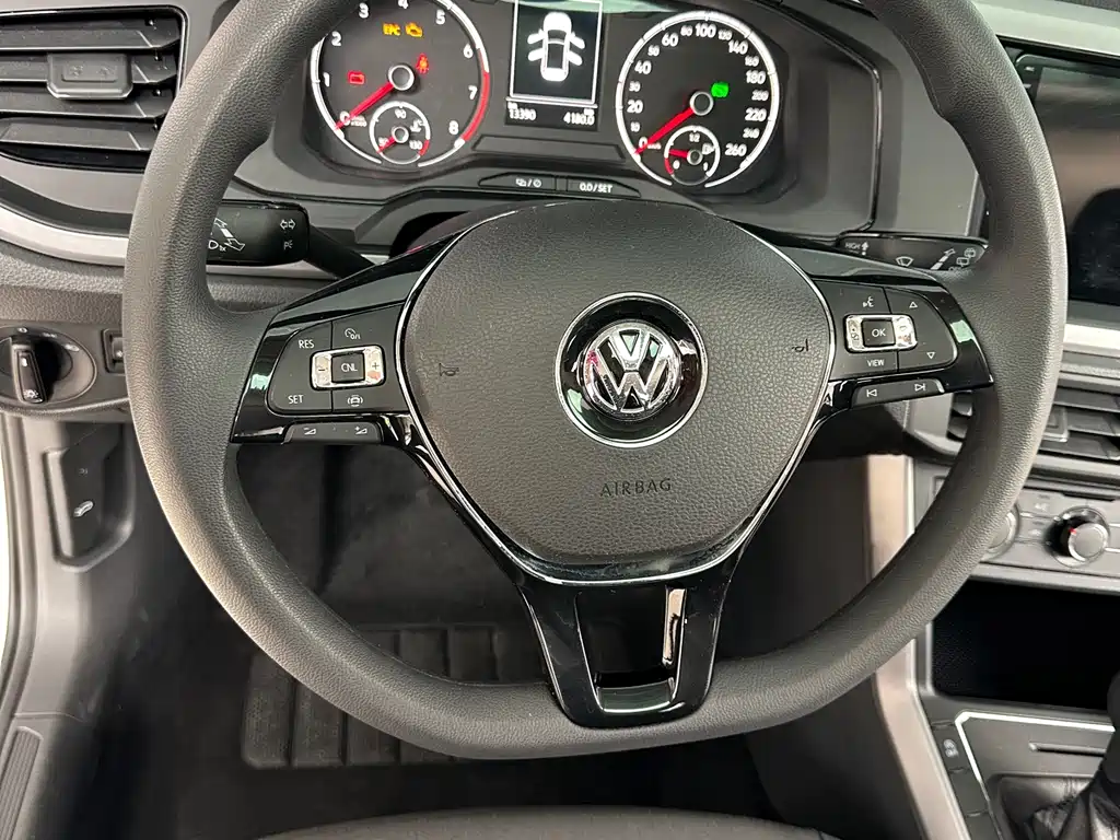 Volkswagen Polo 2019 Plus 1.5L Automatic Panorama Enjoy Edition