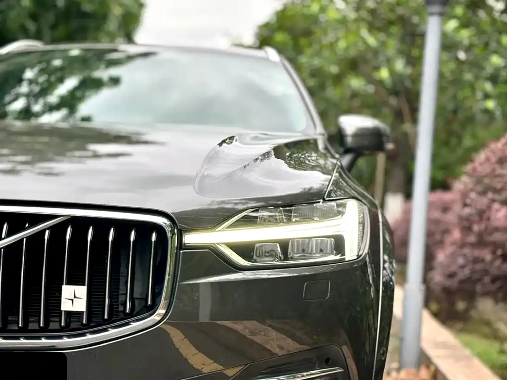 Volvo XC60 Plug-in Hybrid 2019 T8 AWD Inscription Luxury Edition China VI