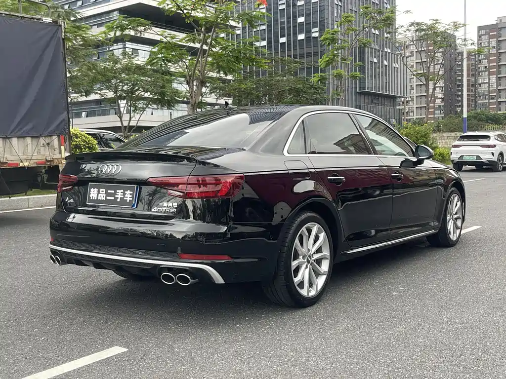 Audi A4L 2019 40 TFSI Fashion Edition China VI