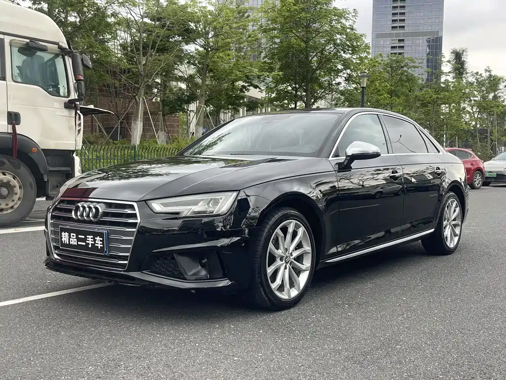 Audi A4L 2019 40 TFSI Fashion Edition China VI