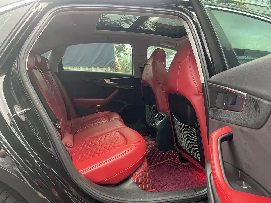Audi A4L 2019 40 TFSI Fashion Edition China VI