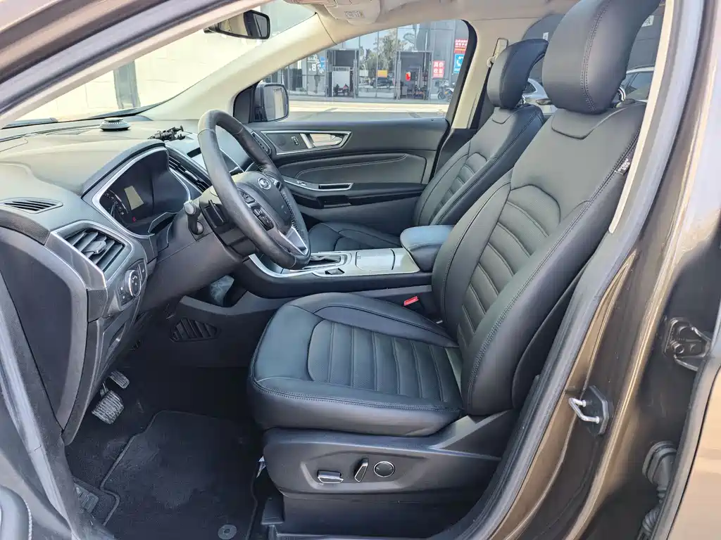 Ford Edge 2016 EcoBoost 245 FWD Hao Rui 7-Seater