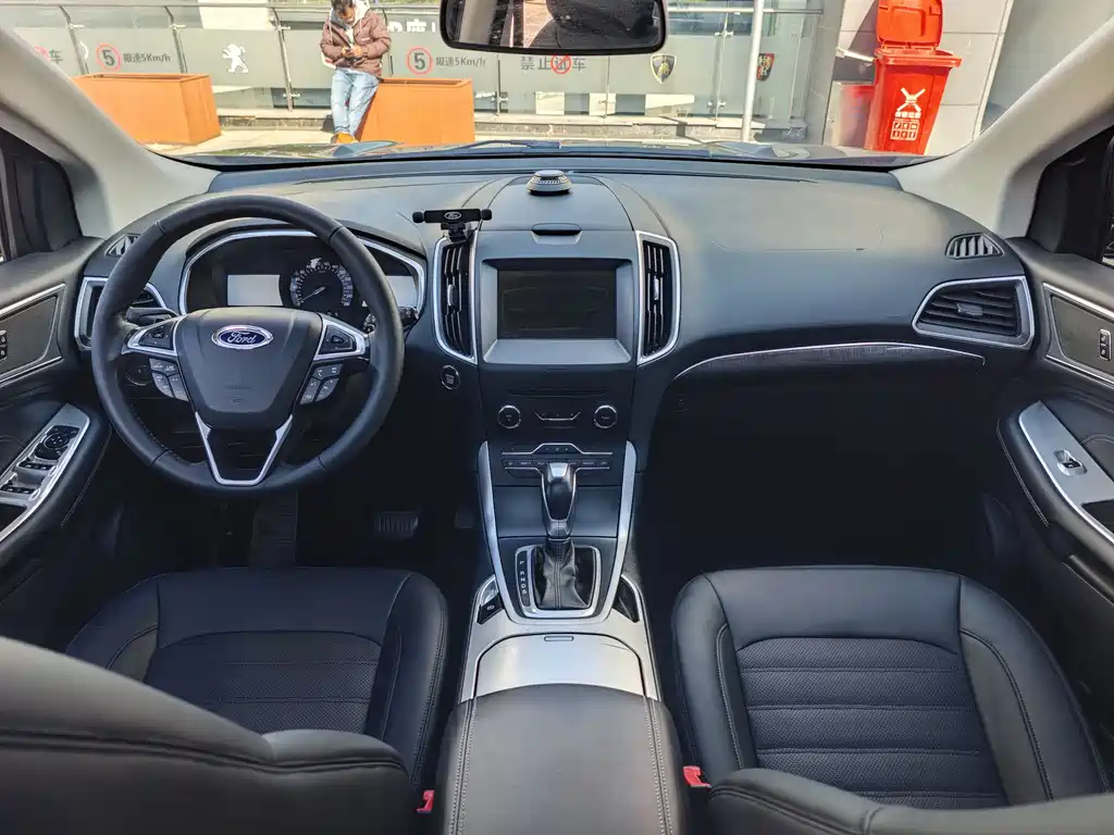 Ford Edge 2016 EcoBoost 245 FWD Hao Rui 7-Seater
