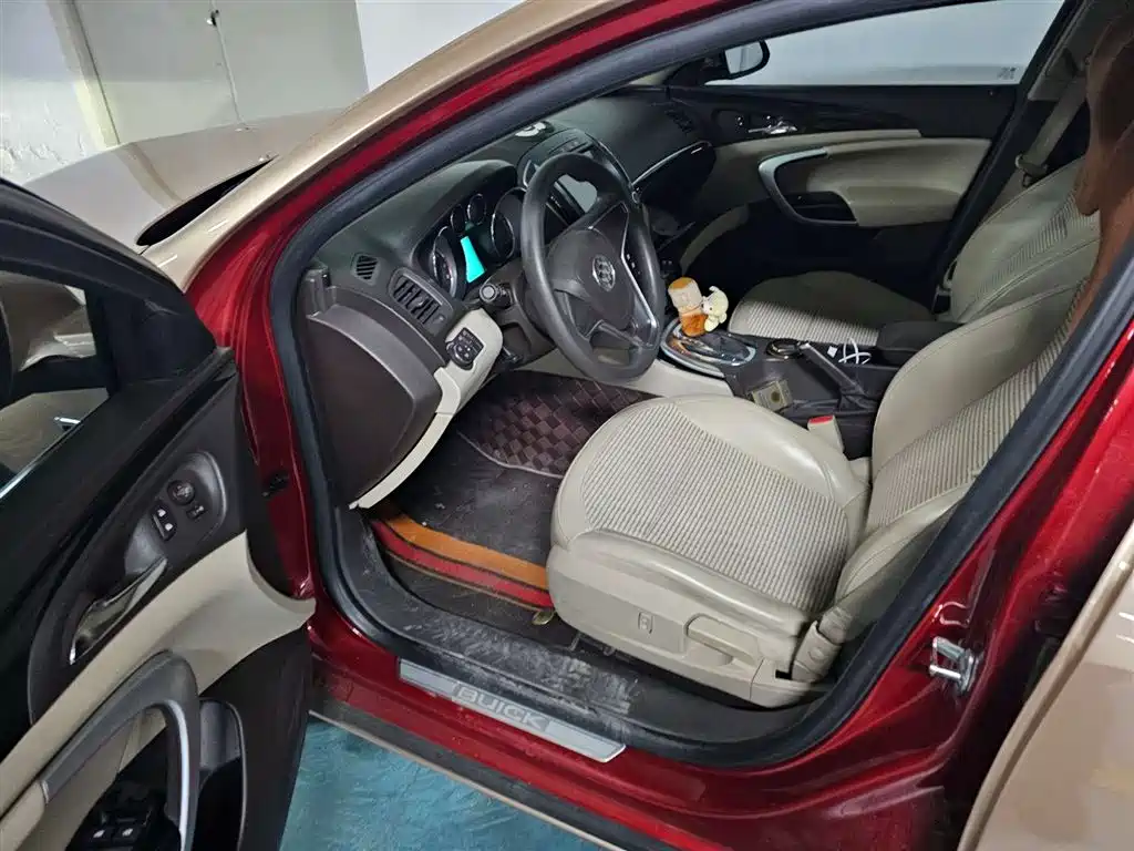Buick Regal 2015 2.0L Leading Fashion Edition