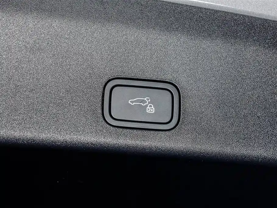 Li Auto i6 2025 RWD Standard Edition