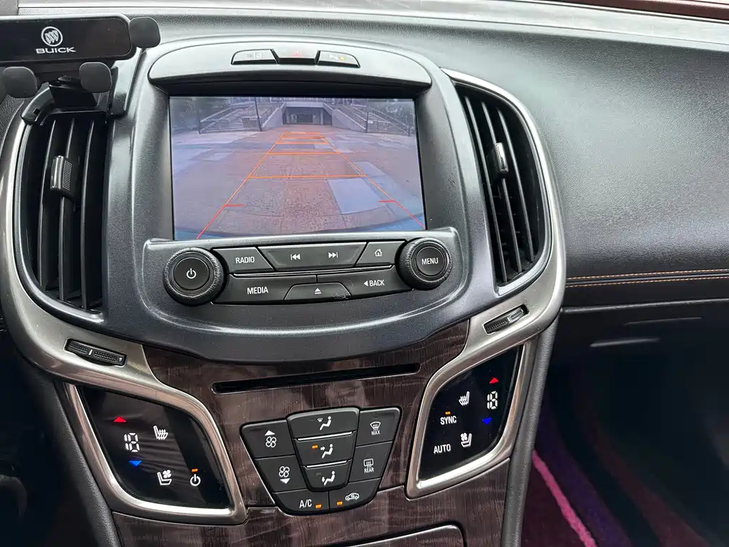 Buick LaCrosse 2013 2.0T SIDI Flagship