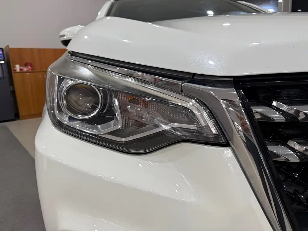 Venucia T70 2019 2.0L CVT Ruixiang Edition China VI