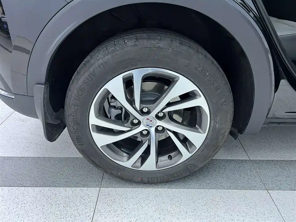 Buick Envision S 2023 652T FWD Luxury
