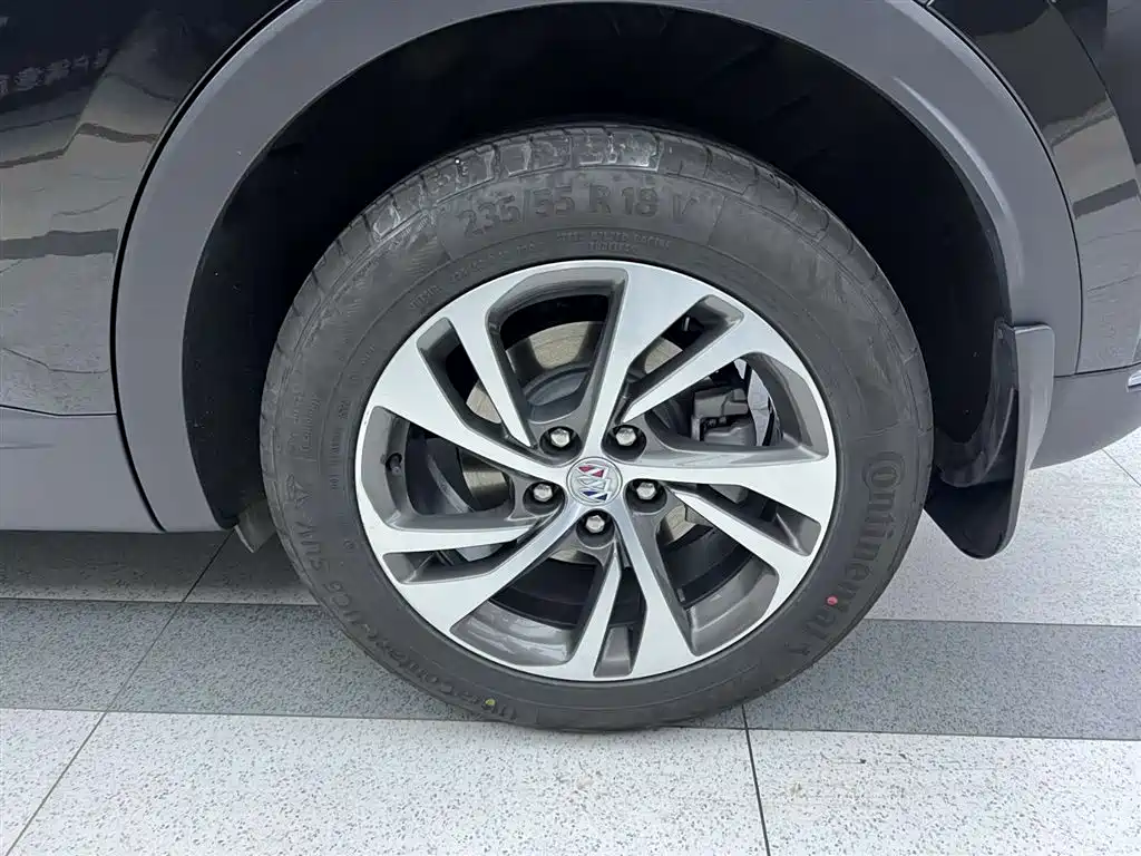 Buick Envision S 2023 652T FWD Luxury
